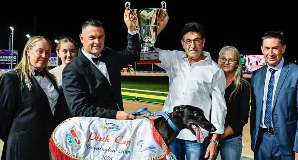 Deadly Avenger wins the 2025 Perth Cup